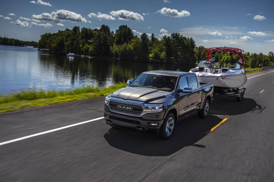  Ram 1500 Limited Crew Cab EcoDiesel (DT) 2019 года  (фото 11 из 18)